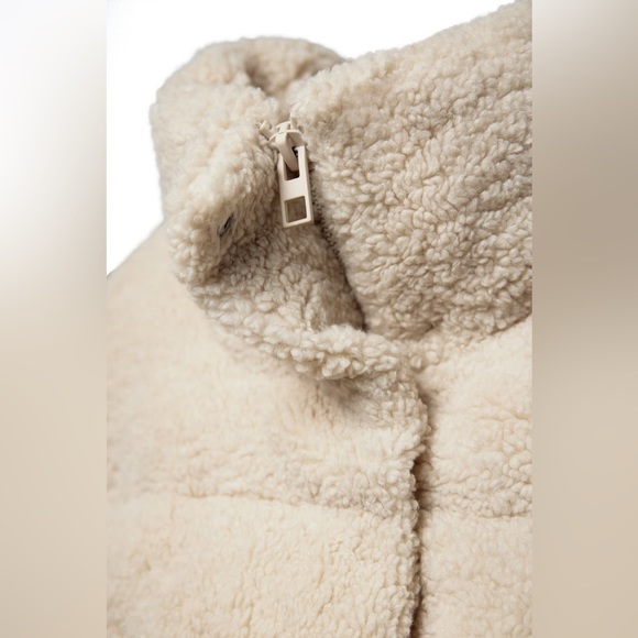 Zara Ecru Padded Fleece Jacket - Picture 16 of 17